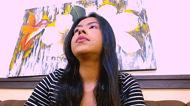 VeronicaRobles online show from November 17, 2025, 7:29 pm