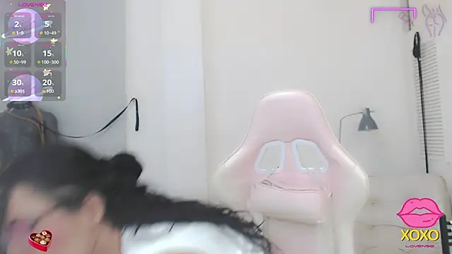 Snapshot of sasha_mom69_ chatting on November 12, 2025, 3:49 pm sasha mom69 online show from November 12, 2025, 3:49 pm