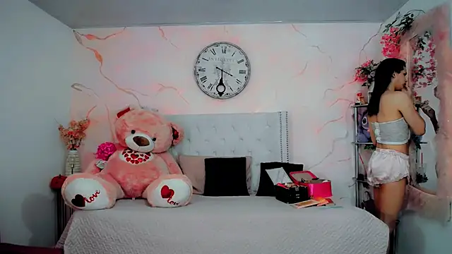 maria camilacms online show from February 4, 2026, 6:14 pm