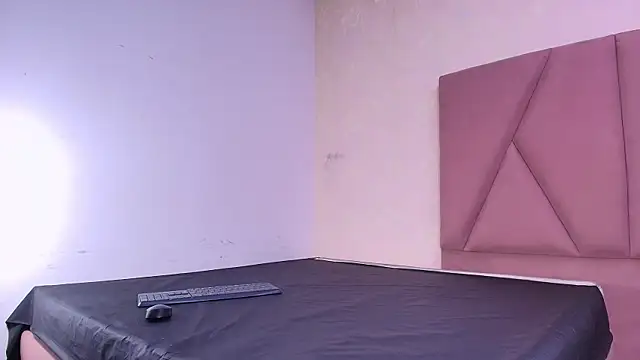 Snapshot of arl_chloee chatting on September 10, 2025, 3:05 am arl chloee online show from September 10, 2025, 3:05 am