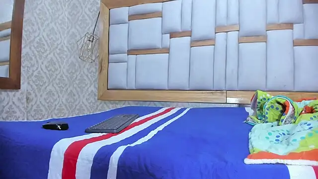 Snapshot of arl_chloee chatting on November 8, 2025, 3:10 am arl chloee online show from November 8, 2025, 3:10 am