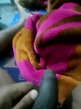 jameswilllam008 online show from January 24, 2025, 5:42 pm