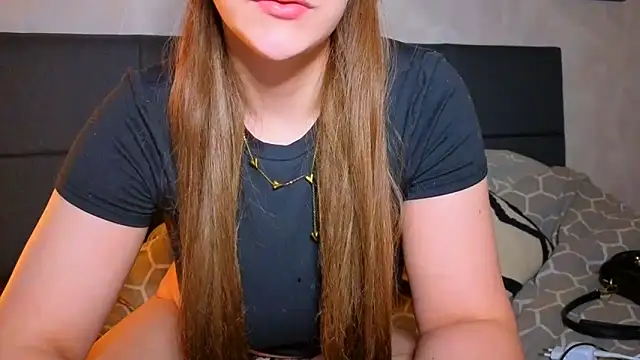Sweetninaaa online show from May 14, 2026, 7:22 pm