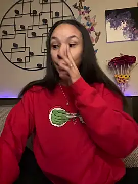 Snapshot of _Neeka_ chatting on January 25, 2025, 12:37 pm Neeka online show from January 25, 2025, 12:37 pm