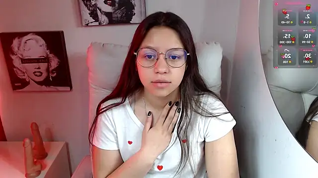 Snapshot of SamanthaRoldaan chatting on November 28, 2025, 2:28 pm SamanthaRoldaan online show from November 28, 2025, 2:28 pm