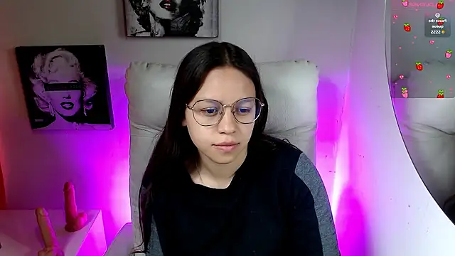 Snapshot of SamanthaRoldaan chatting on January 12, 2026, 1:07 pm SamanthaRoldaan online show from January 12, 2026, 1:07 pm