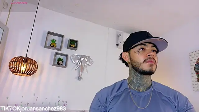 JordanSmiith  online show from February 5, 2026, 10:16 pm