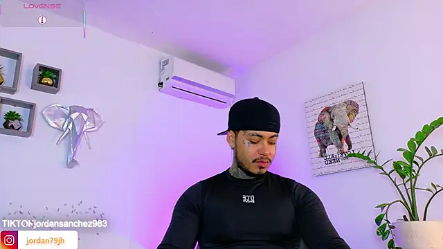 JordanSmiith  online show from June 14, 2026, 2:24 am