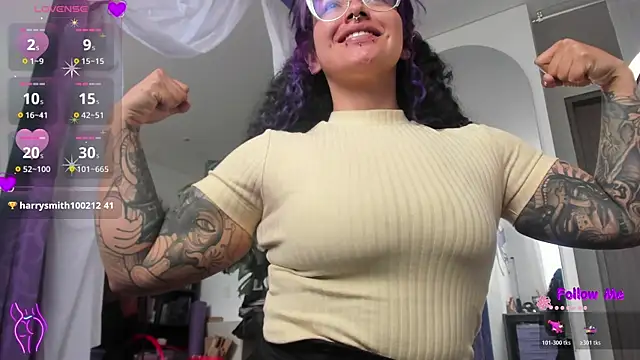 Snapshot of witchviolet chatting on June 1, 2026, 2:17 pm witchviolet online show from June 1, 2026, 2:17 pm