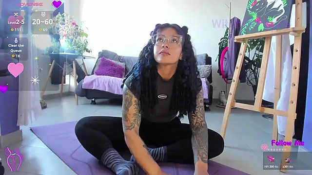 Snapshot of witchviolet chatting on January 17, 2026, 9:51 pm witchviolet online show from January 17, 2026, 9:51 pm