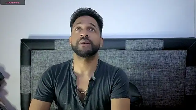 bbcblackhot34 online show from October 6, 2025, 2:57 am