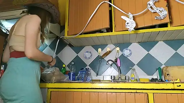 Snapshot of Jony_Marta chatting on November 17, 2025, 1:42 am Jony Marta online show from November 17, 2025, 1:42 am