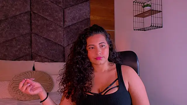 Snapshot of eva_daemon chatting on November 16, 2025, 11:48 am eva daemon online show from November 16, 2025, 11:48 am