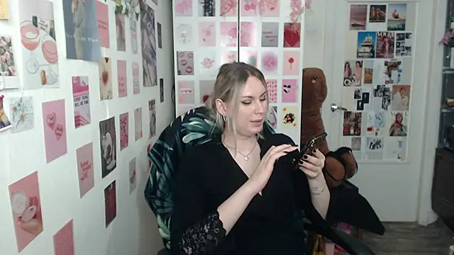 CapriScorpion online show from March 13, 2025, 4:45 pm