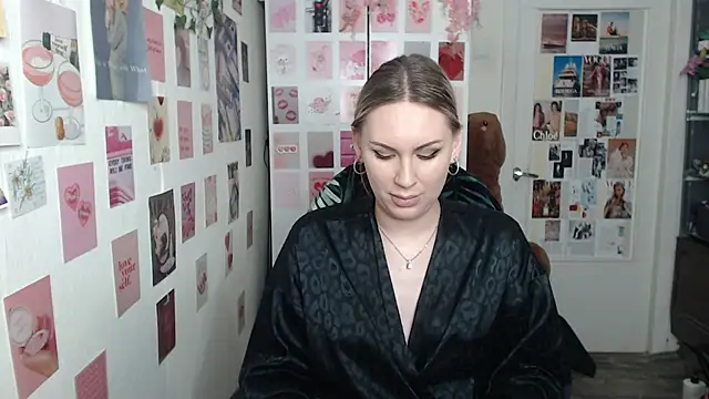 CapriScorpion online show from March 18, 2025, 11:55 am