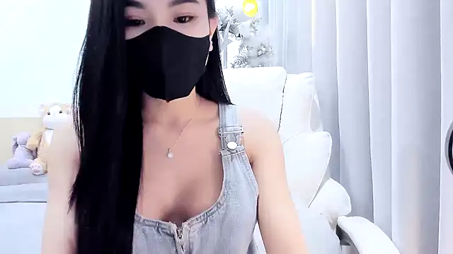 Lita-Julia online show from May 24, 2026, 7:58 pm