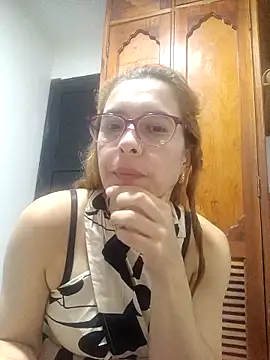 Snapshot of mademonsexy chatting on February 8, 2026, 2:20 am mademonsexy online show from February 8, 2026, 2:20 am