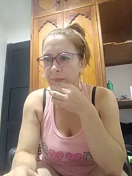 Snapshot of mademonsexy chatting on May 29, 2026, 3:23 am mademonsexy online show from May 29, 2026, 3:23 am