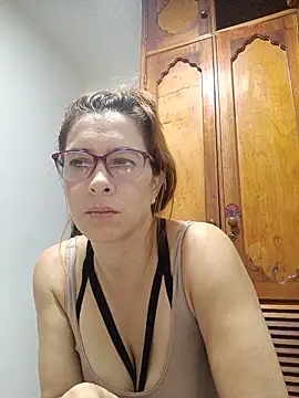 Snapshot of mademonsexy chatting on May 9, 2026, 3:15 pm mademonsexy online show from May 9, 2026, 3:15 pm