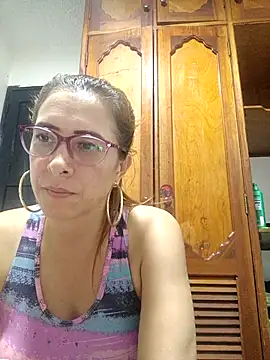 Snapshot of mademonsexy chatting on May 5, 2026, 3:53 am mademonsexy online show from May 5, 2026, 3:53 am