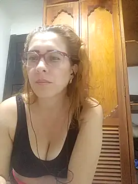 Snapshot of mademonsexy chatting on April 10, 2026, 2:40 am mademonsexy online show from April 10, 2026, 2:40 am