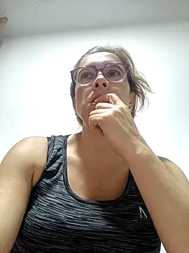 Snapshot of mademonsexy chatting on February 14, 2026, 4:45 am mademonsexy online show from February 14, 2026, 4:45 am