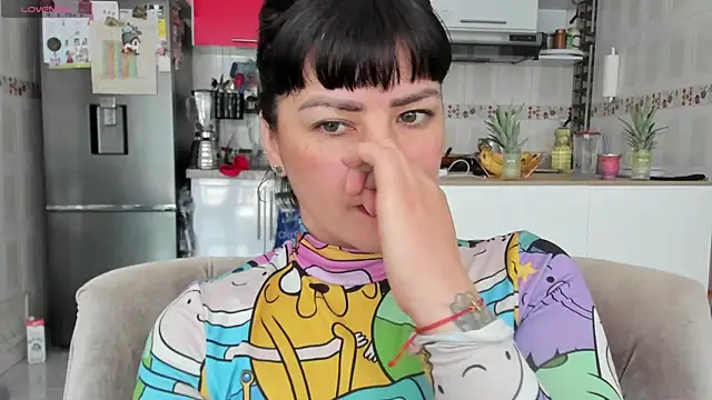 Snapshot of queen_fetish chatting on February 28, 2025, 5:04 pm queen fetish online show from February 28, 2025, 5:04 pm