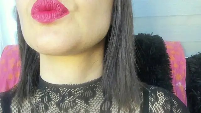 Snapshot of queen_fetish chatting on June 24, 2026, 3:54 pm queen fetish online show from June 24, 2026, 3:54 pm