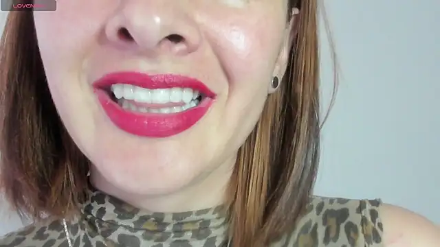 queen fetish online show from March 24, 2026, 9:48 pm