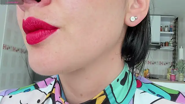 Snapshot of queen_fetish chatting on February 28, 2025, 1:58 pm queen fetish online show from February 28, 2025, 1:58 pm