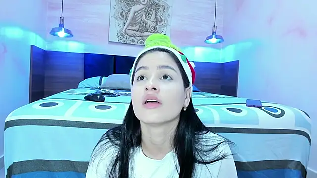 Snapshot of AnneDixie chatting on December 15, 2025, 3:12 am AnneDixie online show from December 15, 2025, 3:12 am