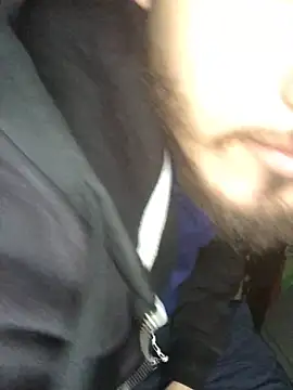 Snapshot of Arabian-B chatting on January 11, 2025, 1:27 am Arabian-B online show from January 11, 2025, 1:27 am