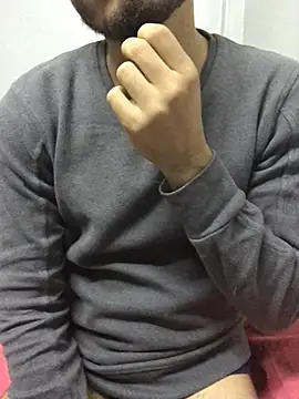 Snapshot of Arabian-B chatting on February 6, 2025, 12:15 pm Arabian-B online show from February 6, 2025, 12:15 pm