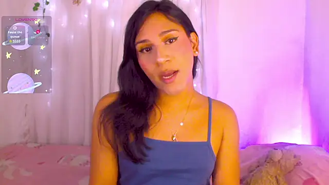 Snapshot of AndreaaFoxx chatting on January 10, 2025, 8:15 pm AndreaaFoxx online show from January 10, 2025, 8:15 pm