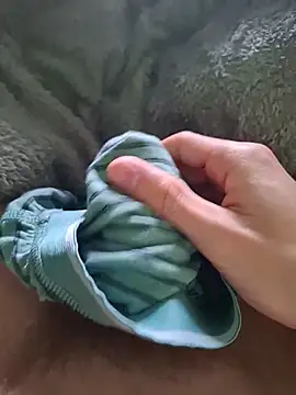 FreezingTie850 online show from April 5, 2026, 7:48 am