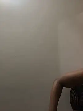 Bustygoddess32 online show from March 8, 2026, 6:33 pm