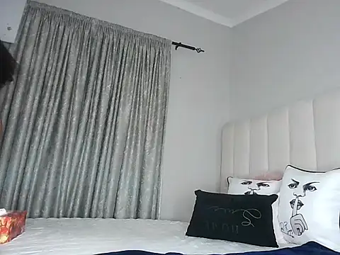 Snapshot of Bustygoddess32 chatting on November 26, 2025, 12:54 am Bustygoddess32 online show from November 26, 2025, 12:54 am