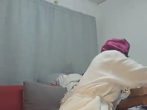 Snapshot of Sexxybella27 chatting on March 27, 2026, 8:43 pm Sexxybella27 online show from March 27, 2026, 8:43 pm