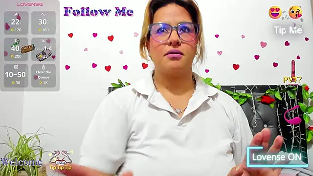 hazel 34 online show from November 19, 2025, 8:36 am