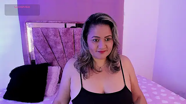 Snapshot of KATALEYA02 chatting on January 15, 2026, 4:10 pm KATALEYA02 online show from January 15, 2026, 4:10 pm