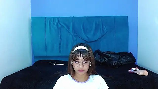 angelicatorrecm101 online show from December 20, 2024, 1:47 am