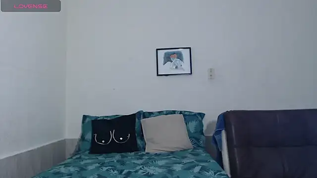 agata 22 online show from April 8, 2026, 3:19 am