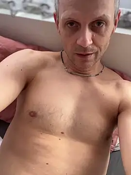 Snapshot of Arthur2288@xh chatting on March 11, 2026, 11:37 am Arthur2288xh online show from March 11, 2026, 11:37 am