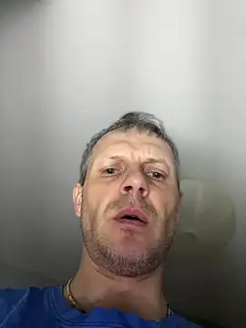 Snapshot of Arthur2288@xh chatting on March 17, 2026, 12:13 am Arthur2288xh online show from March 17, 2026, 12:13 am