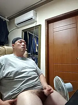 Snapshot of pentatonix chatting on October 18, 2025, 9:22 am pentatonix online show from October 18, 2025, 9:22 am