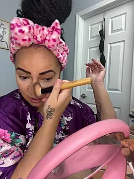 Snapshot of DestineeJayde chatting on October 7, 2025, 3:29 am DestineeJayde online show from October 7, 2025, 3:29 am