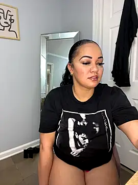 Snapshot of DestineeJayde chatting on September 16, 2025, 4:35 am DestineeJayde online show from September 16, 2025, 4:35 am