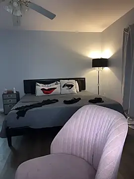 Snapshot of DestineeJayde chatting on October 20, 2025, 5:31 am DestineeJayde online show from October 20, 2025, 5:31 am