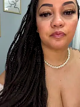 Snapshot of DestineeJayde chatting on September 21, 2025, 1:44 am DestineeJayde online show from September 21, 2025, 1:44 am