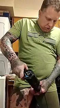 fukurbutt online show from February 3, 2026, 6:33 am